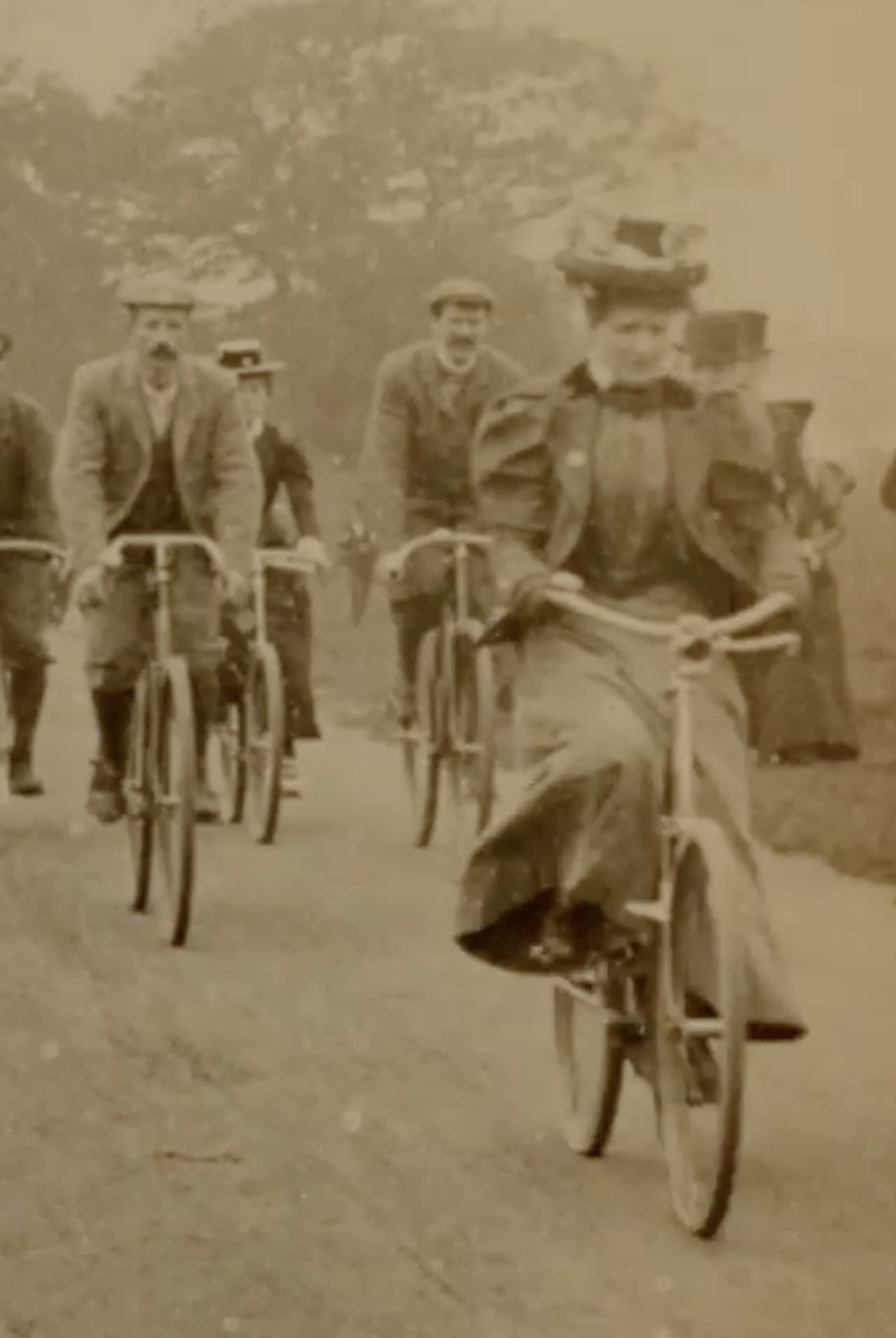 Bicycling Group preview 1