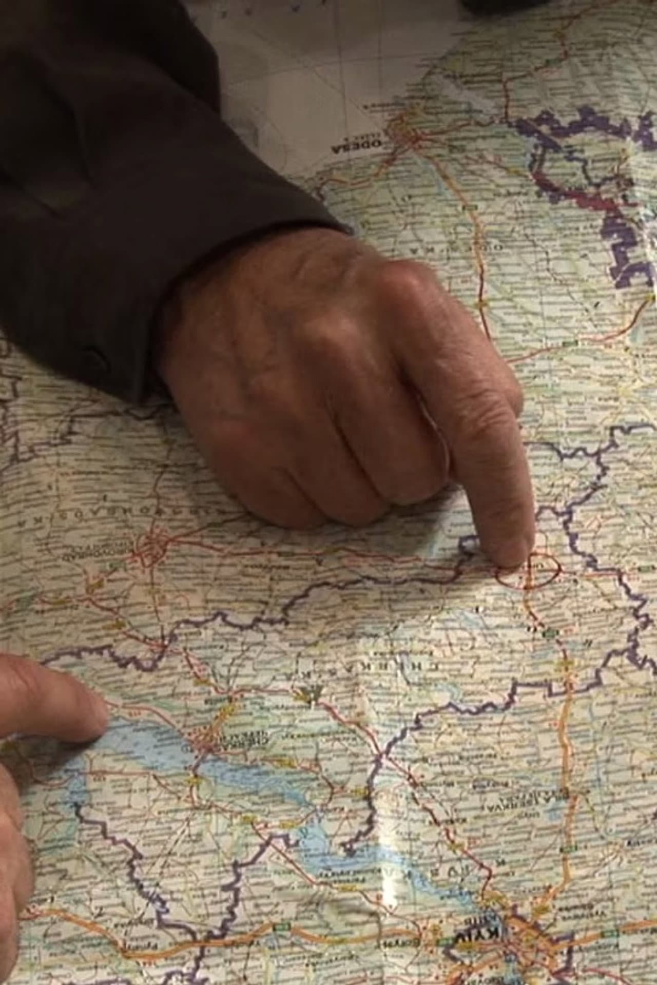 Treasure Under the Bridge: Pilgrimage to the Hasidic Masters of Ukraine preview 1