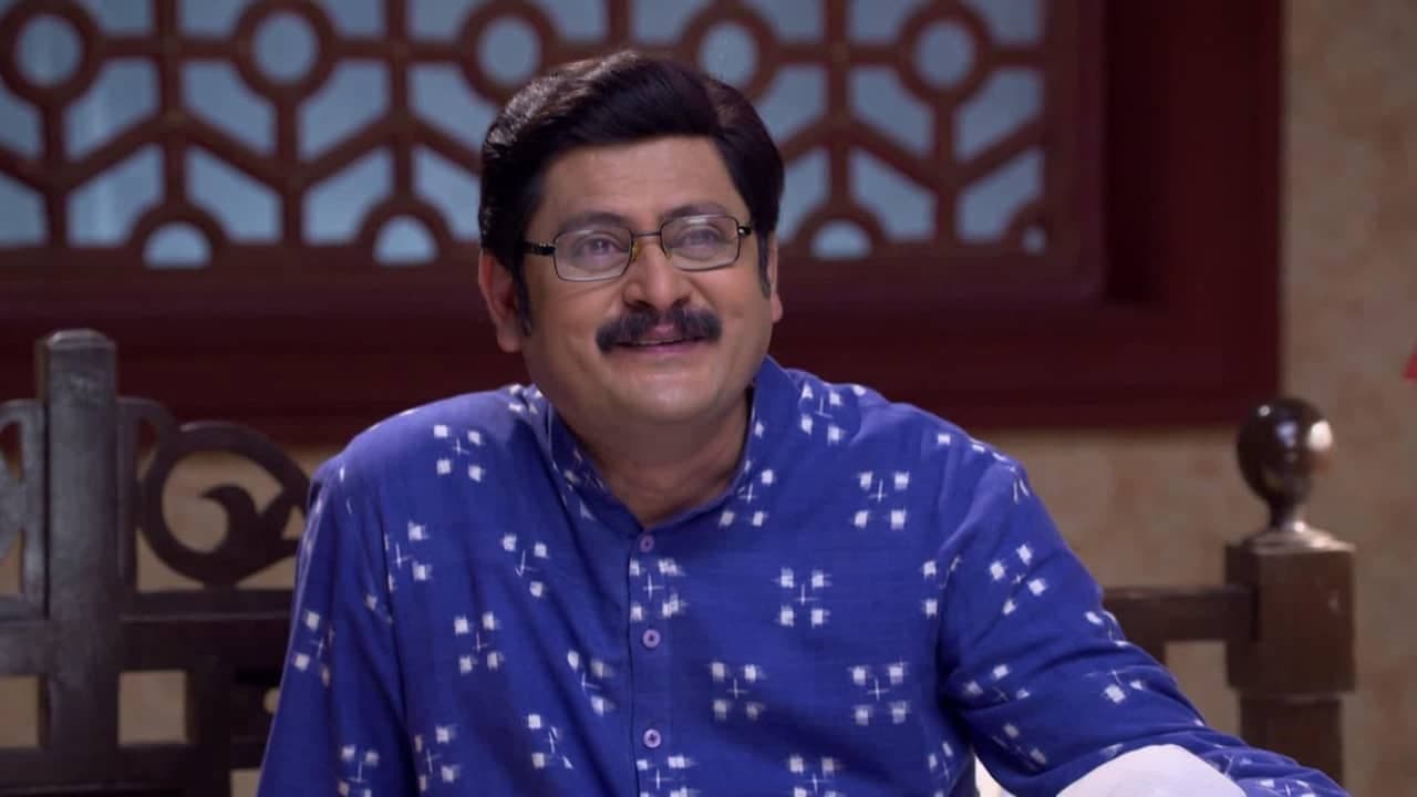 Vibhuti Gifts a Nose Ring to Angoori