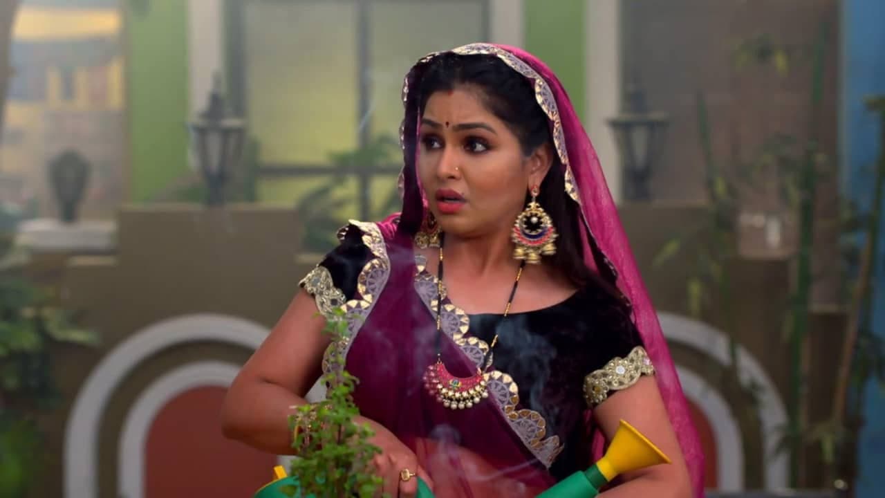 Vibhuti Becomes Ghostbuster Daddy