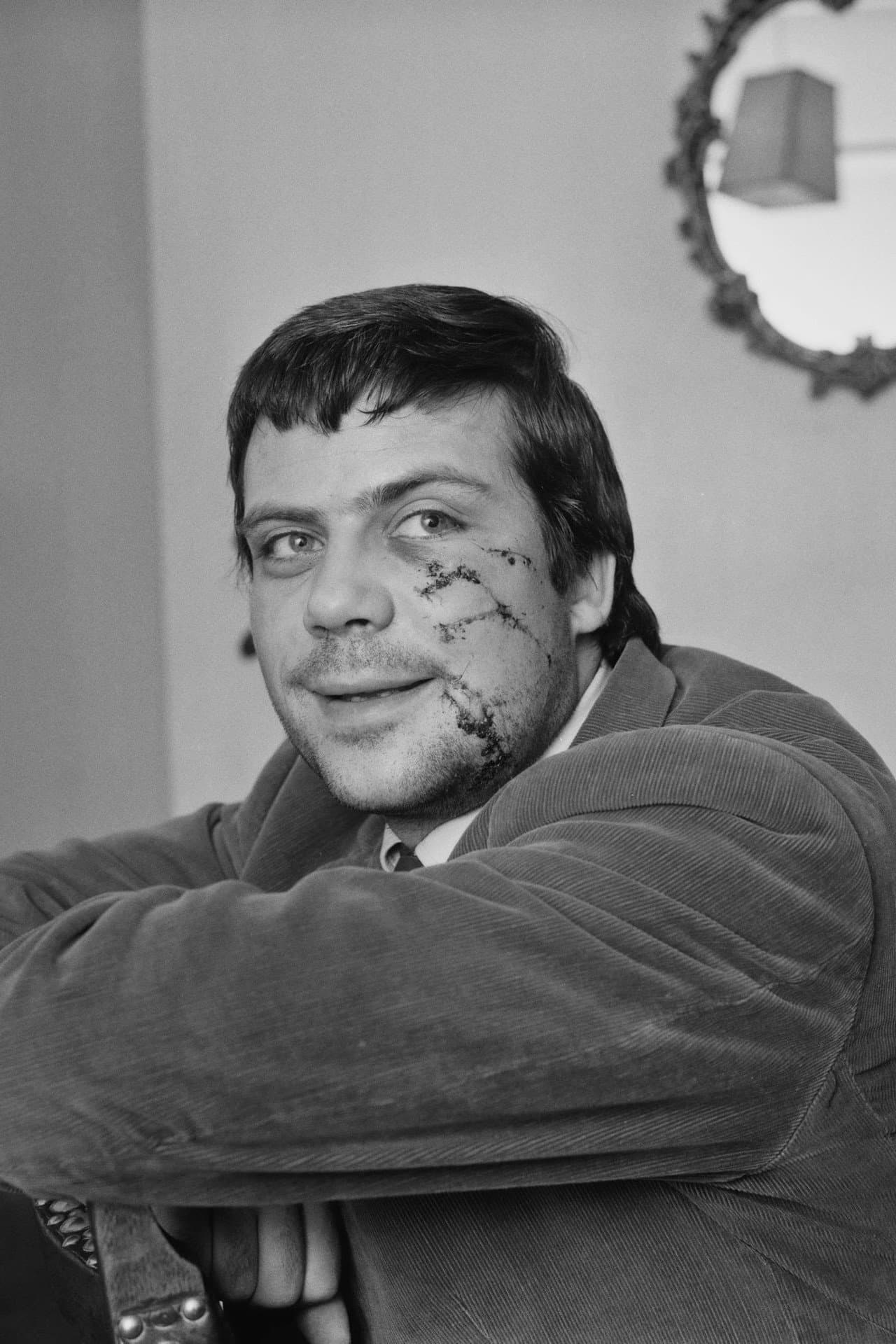 The Real Oliver Reed preview 1