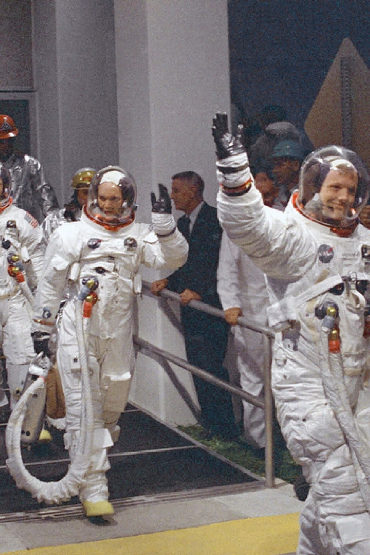 On Camera: Fifteen Apollo Astronauts and Their Experience of a Lifetime preview 1
