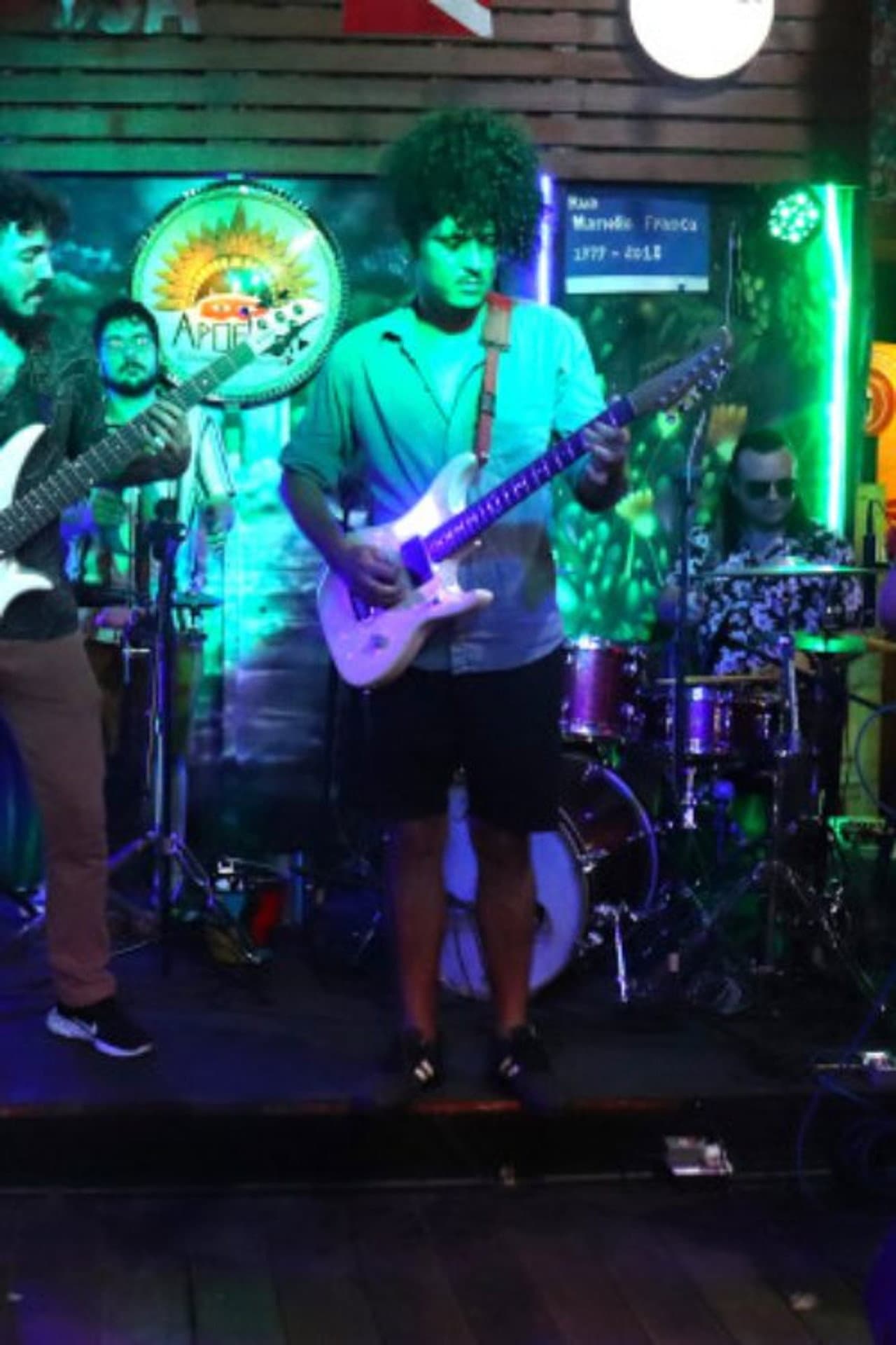 O Clube Da Guitarrada preview 1