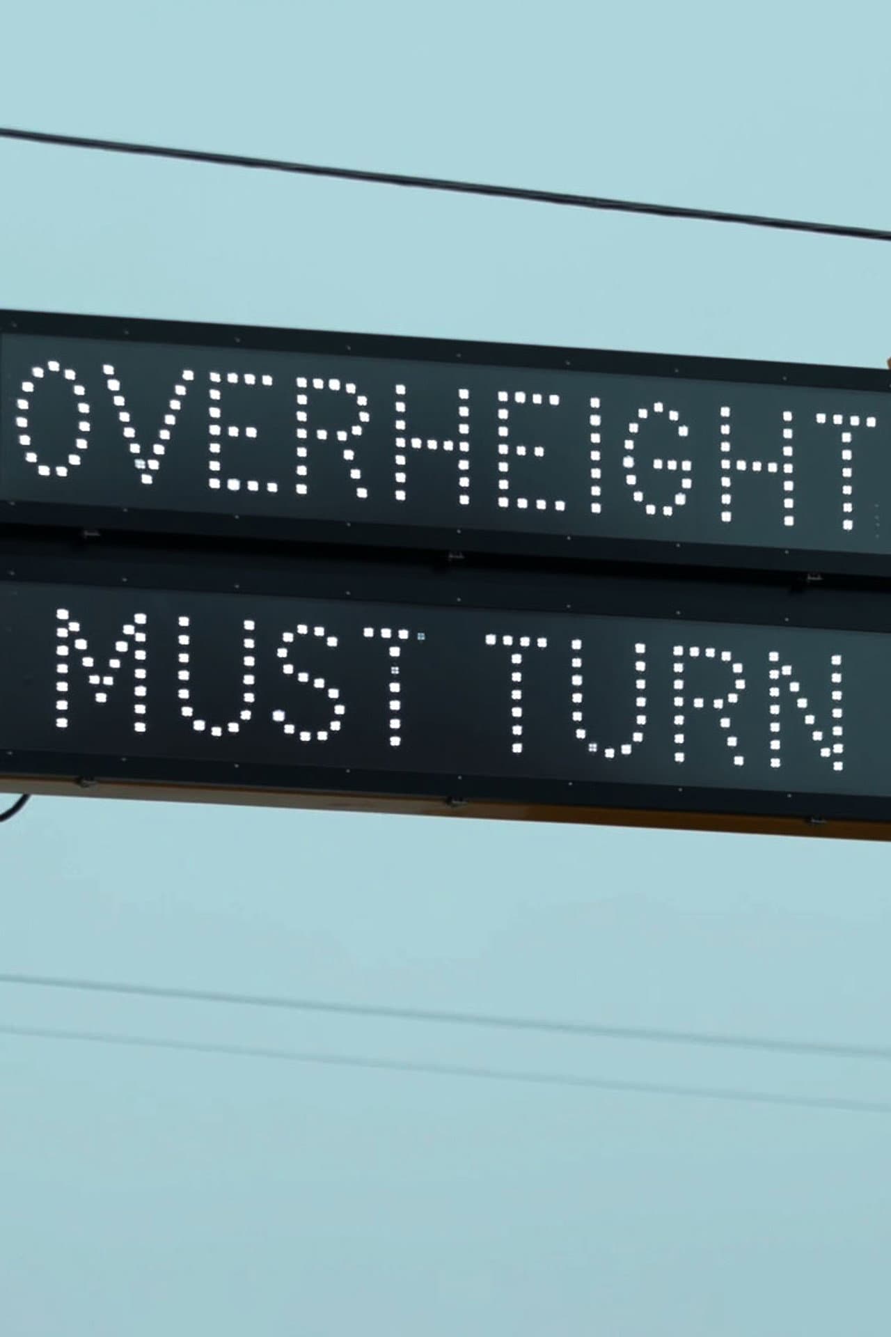 OVERHEIGHT MUST TURN preview 2