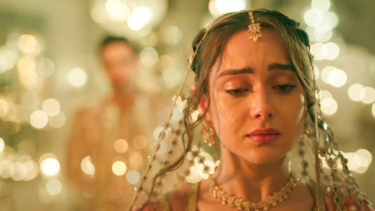 Seher Hides Her True Feelings