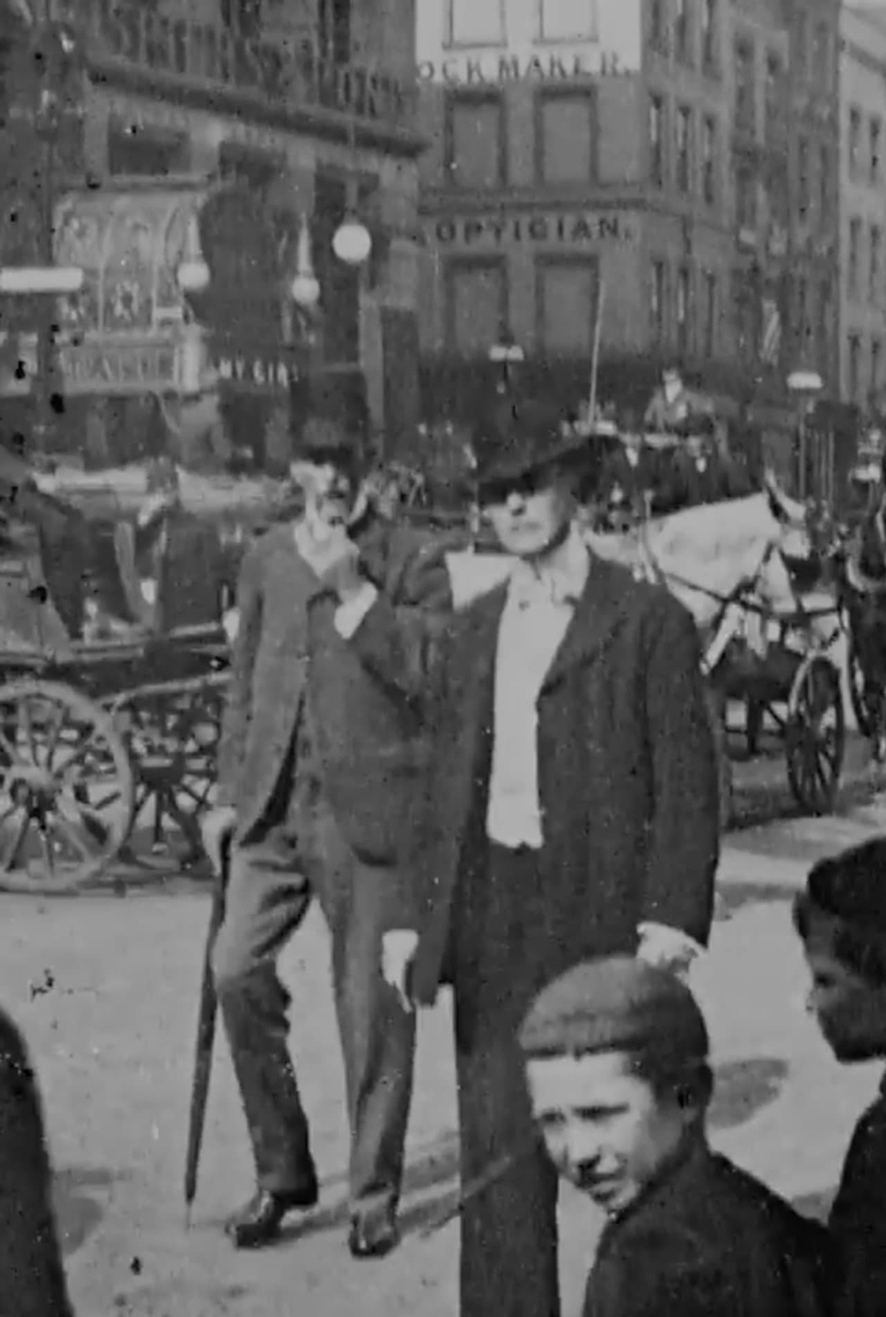 London Street Scene / Turn Out of a Fire Brigade preview 1