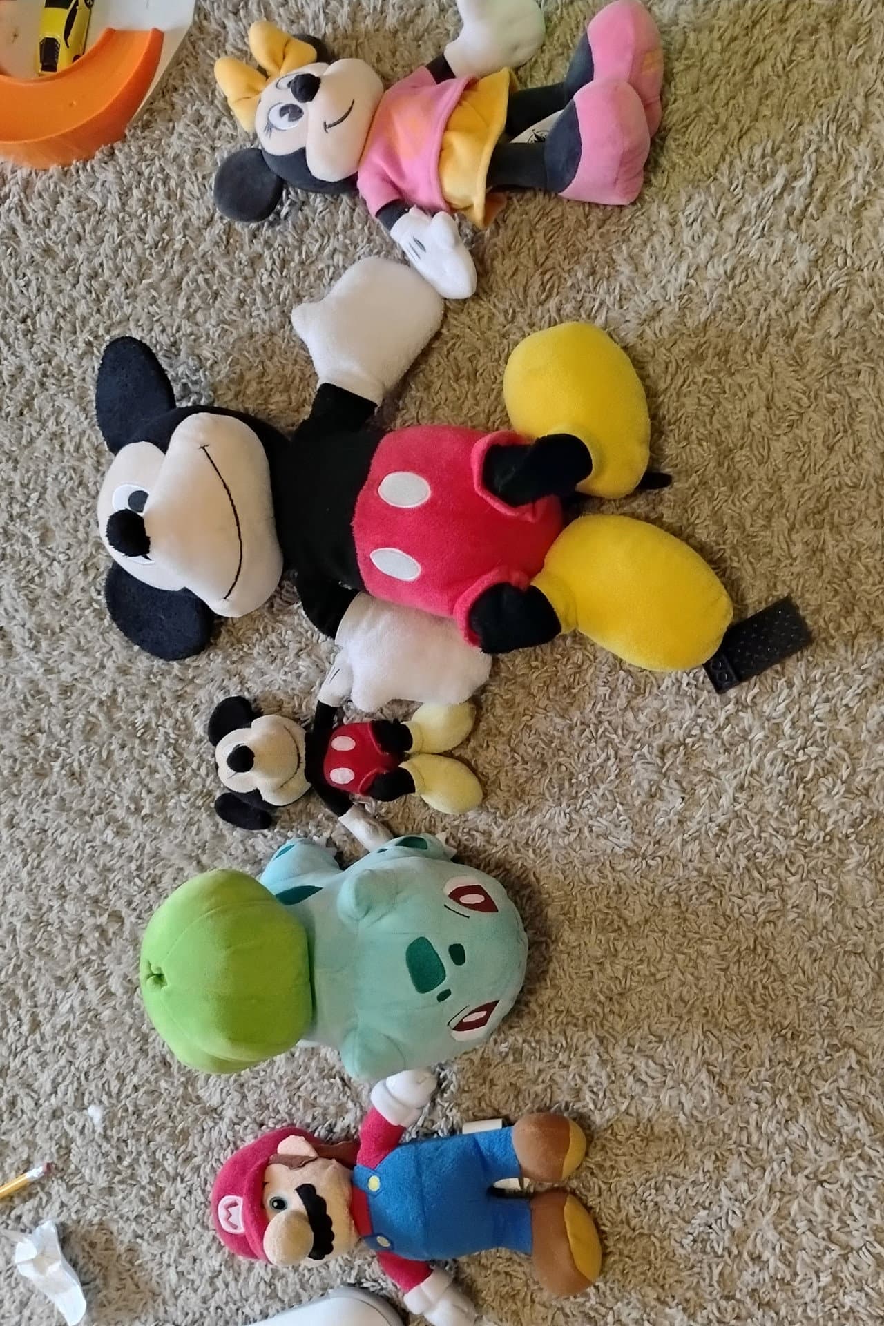 Small Mickey Mouse preview 2