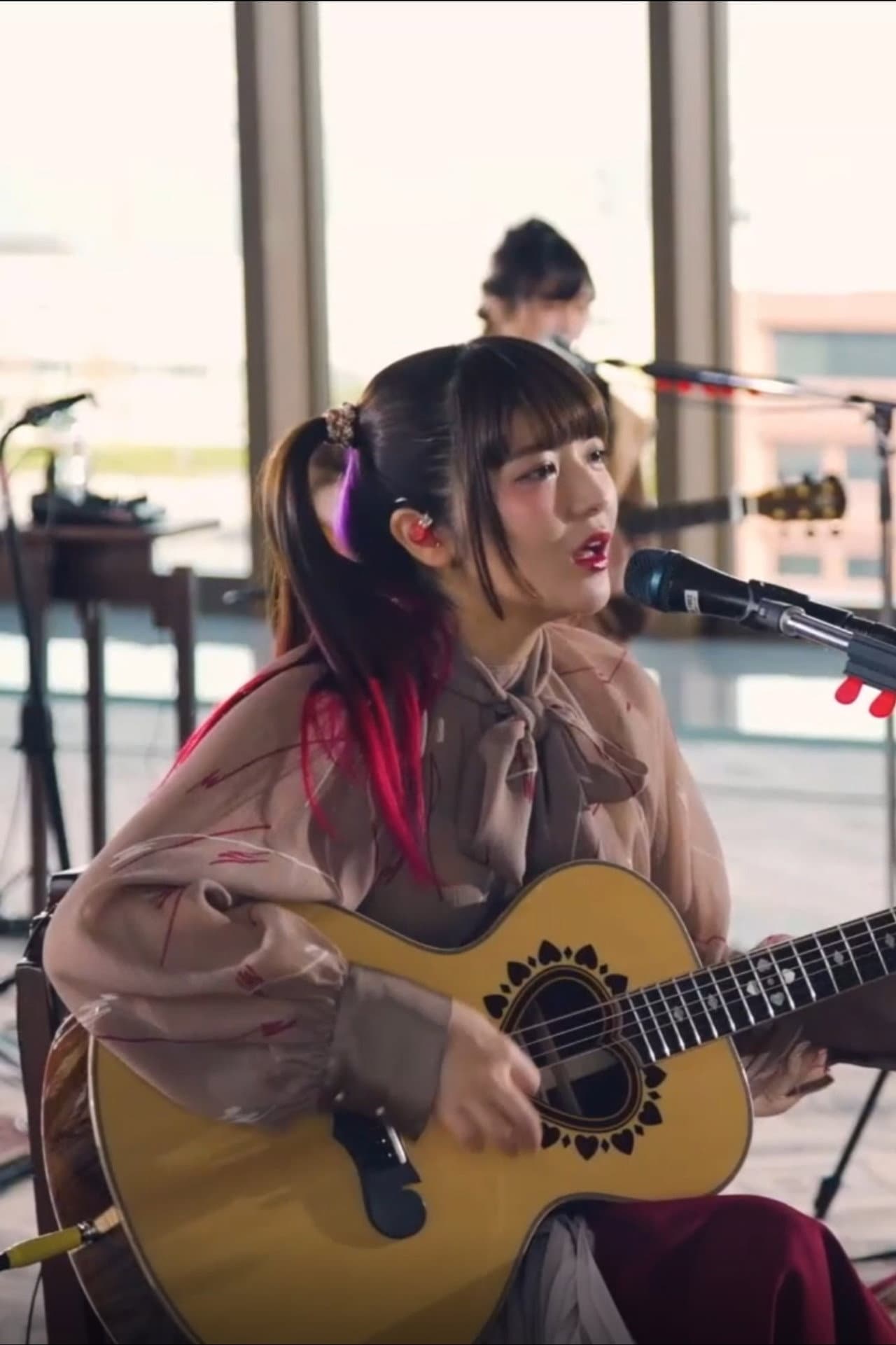 BAND-MAID: Acoustic Okyuji [Christmas 2021] preview 2