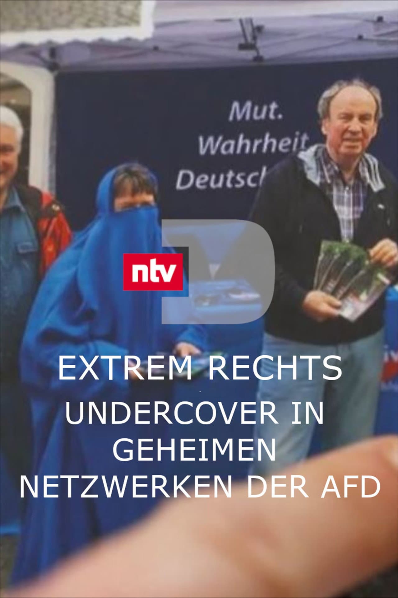 Extrem rechts - Undercover in geheimen Netzwerken der AfD preview 1