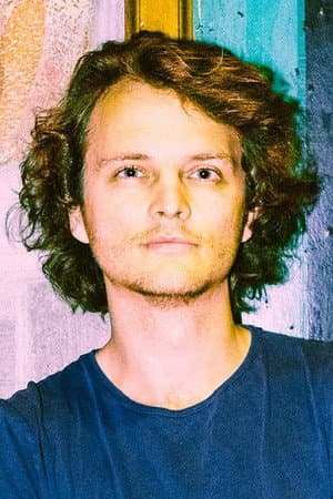 Stu Mackenzie