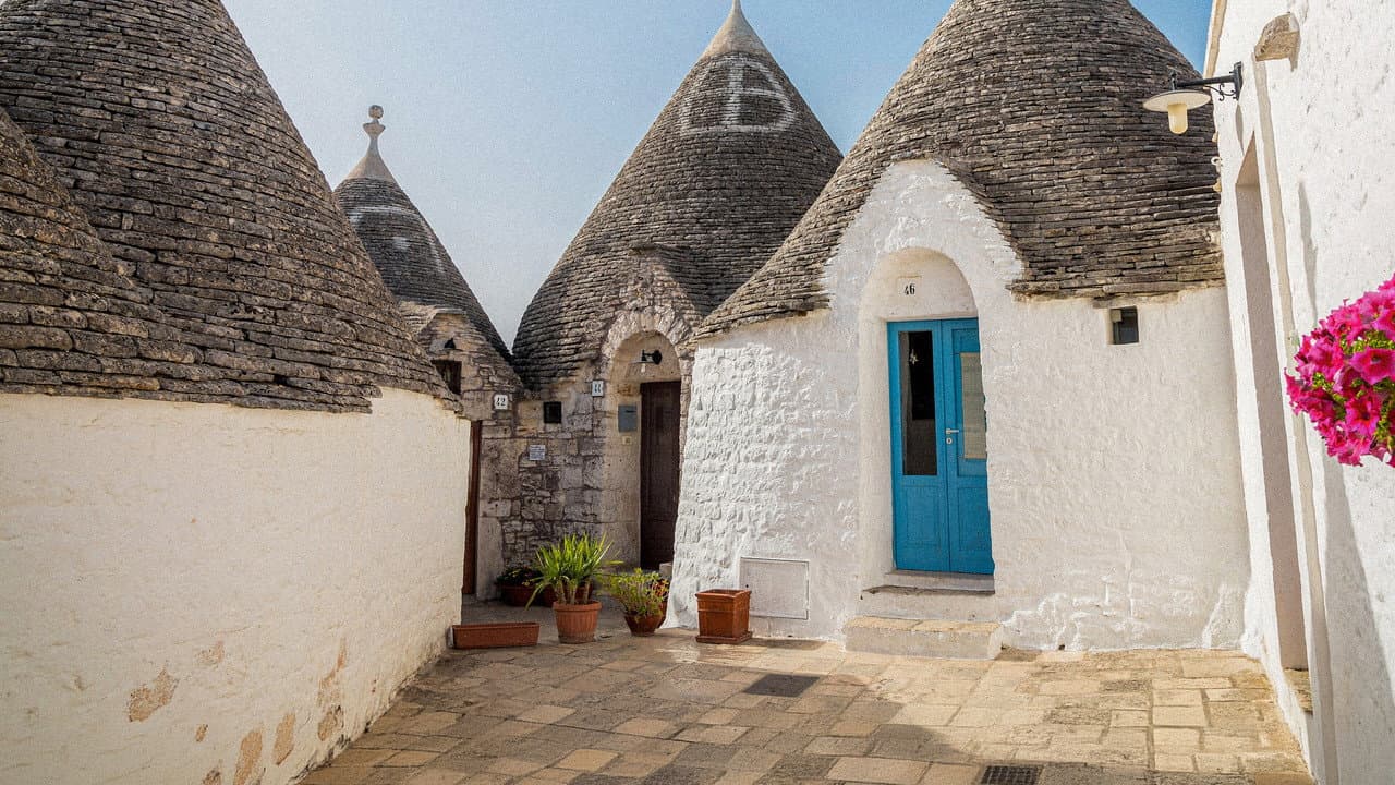 World's Bargain Dream Homes